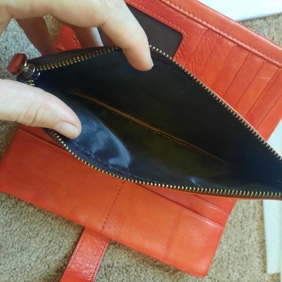 Leather red women's trifold wallet - Picture 5 of 5